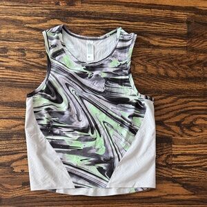 Lululemon Women's Swirl Pattern Tank Top